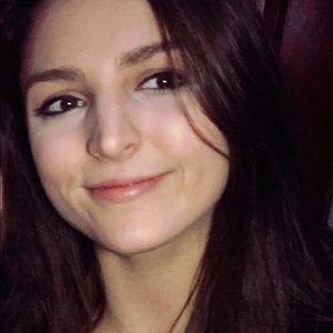 Meet your Posher, Kaci